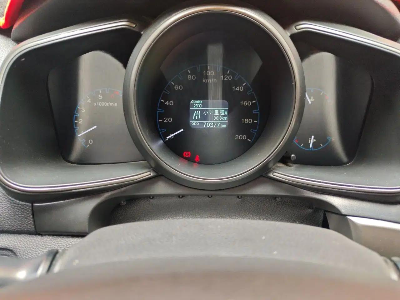 CHANGAN OSHAN CX70 2017 CX70T 1.5T Manual High-Performance Edition — миниатюра 12