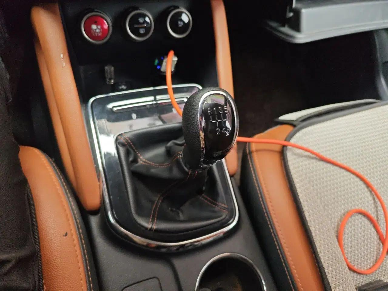 CHANGAN OSHAN CX70 2017 CX70T 1.5T Manual High-Performance Edition — миниатюра 14