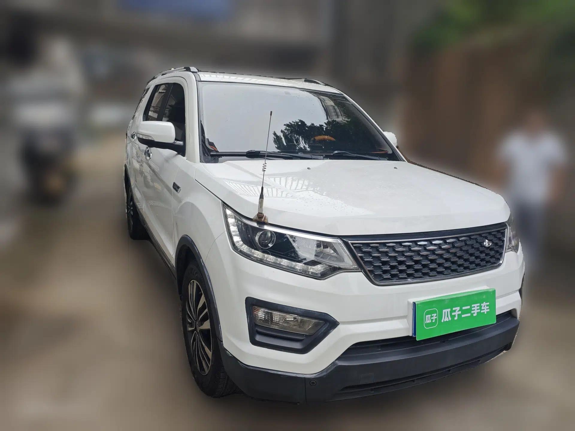 CHANGAN OSHAN CX70 2017 CX70T 1.5T Manual High-Performance Edition — миниатюра 3