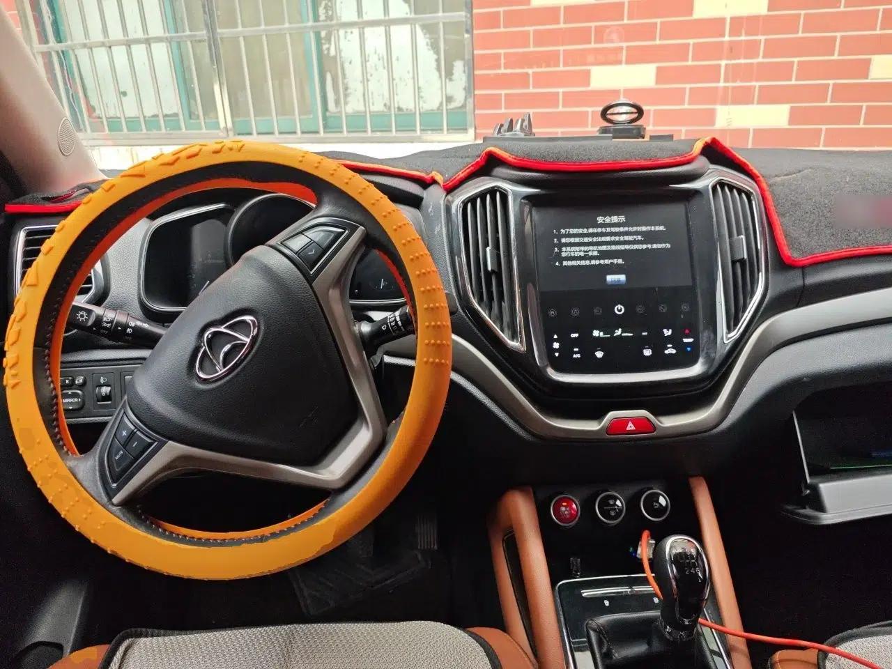 CHANGAN OSHAN CX70 2017 CX70T 1.5T Manual High-Performance Edition — миниатюра 9