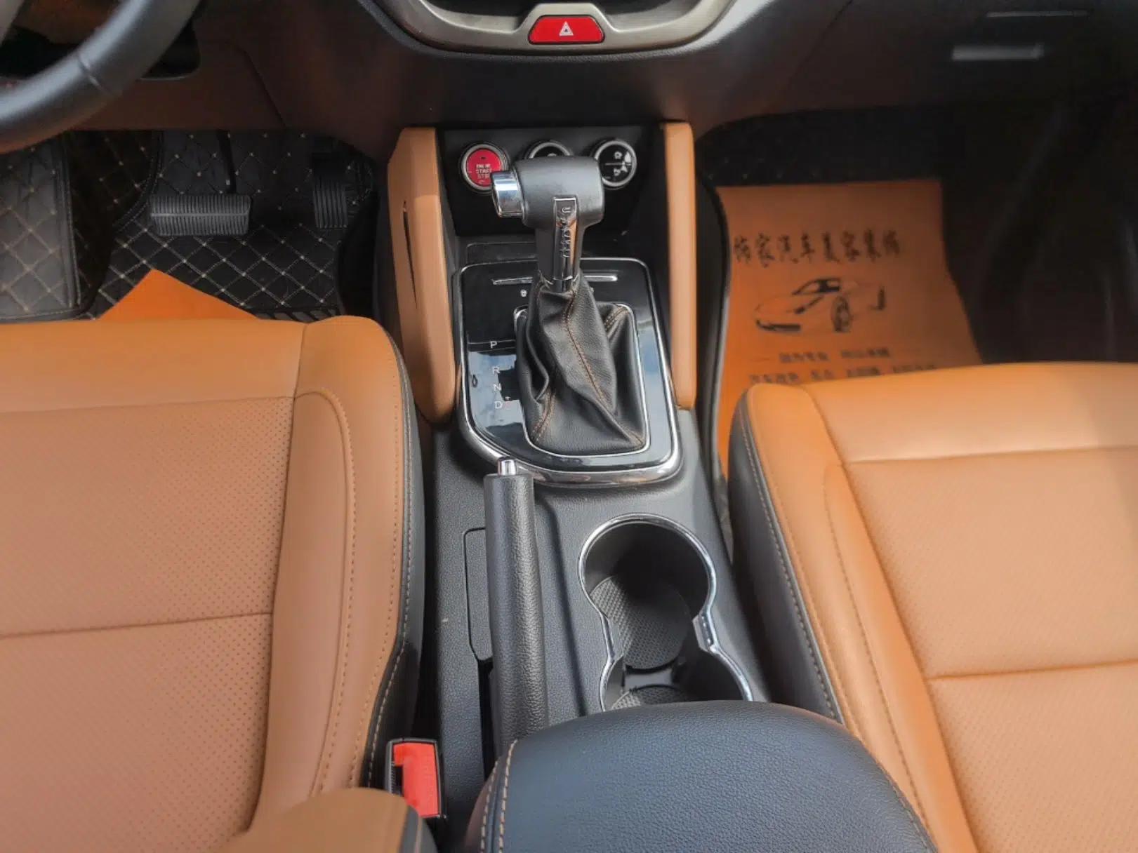 CHANGAN OSHAN CX70 2017 CX70T 1.5T Automatic Zunqing Edition — миниатюра 16