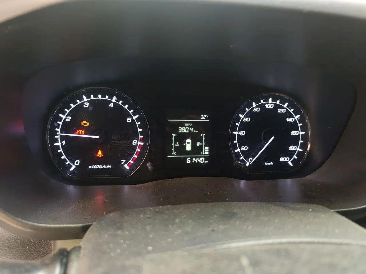 CHANGAN OSHAN X70A 2019 1.5L Manual Basic Version China VI Standard — миниатюра 11