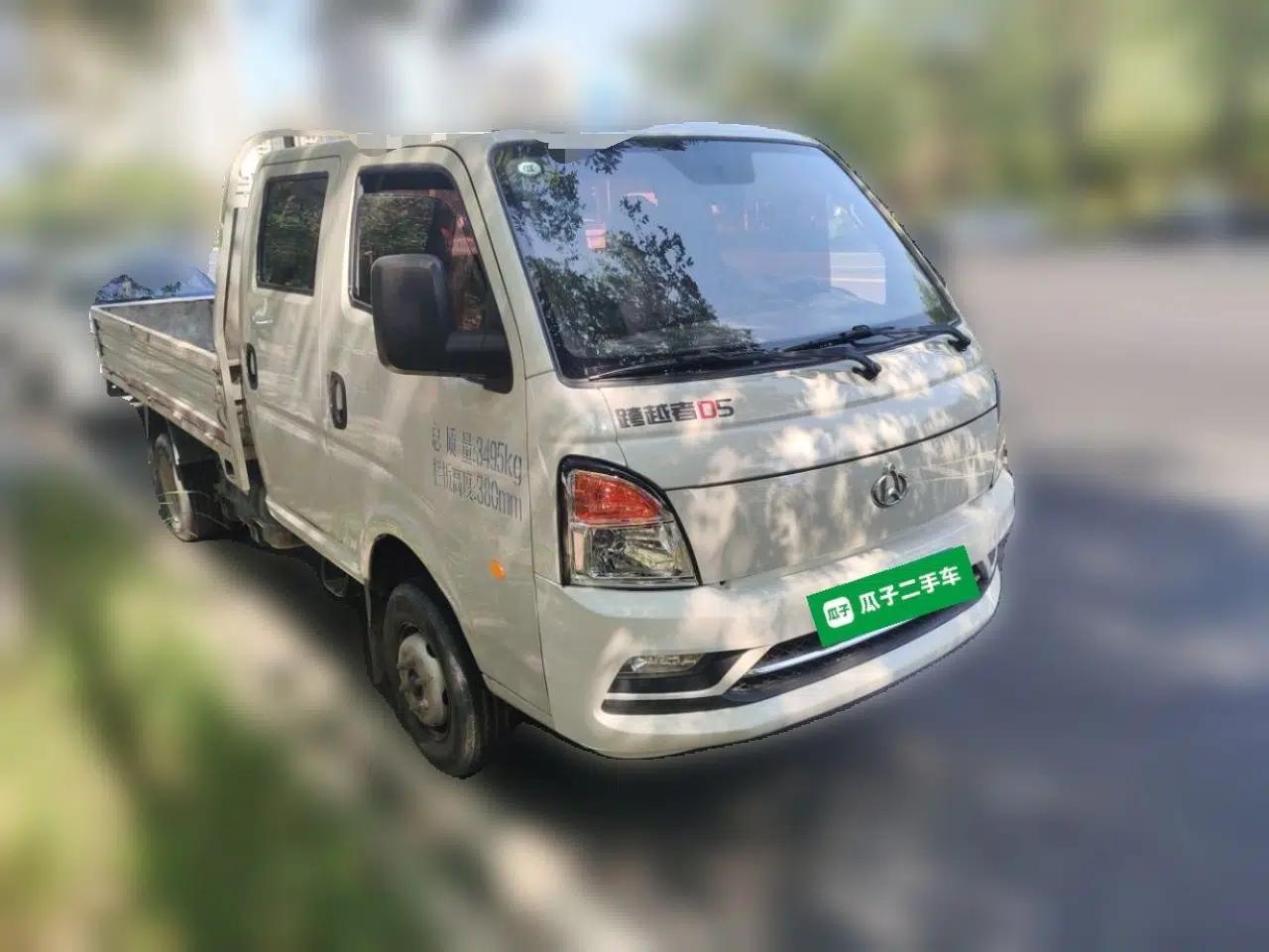 CHANGAN KUAYUE Zhe D5 2021 1.6L Comfort Edition Double-Cab Flatbed with Dual Rear Wheels 3050mm Cargo Bed DAM16KL — миниатюра 3