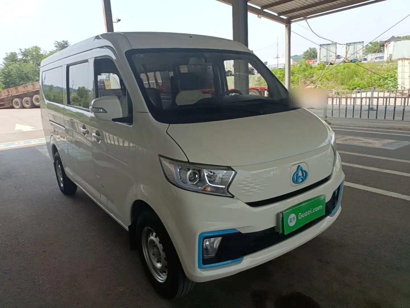 CHANGAN KUAYUE Xing V5 EV 2025 Model Smart-Enjoy Bus, 6 Seats, CATL — миниатюра 3