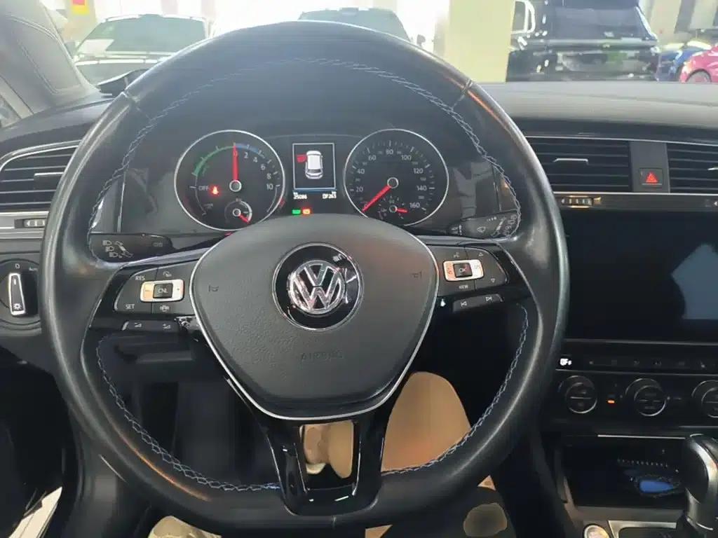 2020 Golf EV Pro — миниатюра 11