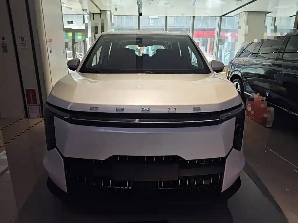 Everyone 7 2024 Facelift Super Hybrid Long Range Enjoy Edition — миниатюра 3