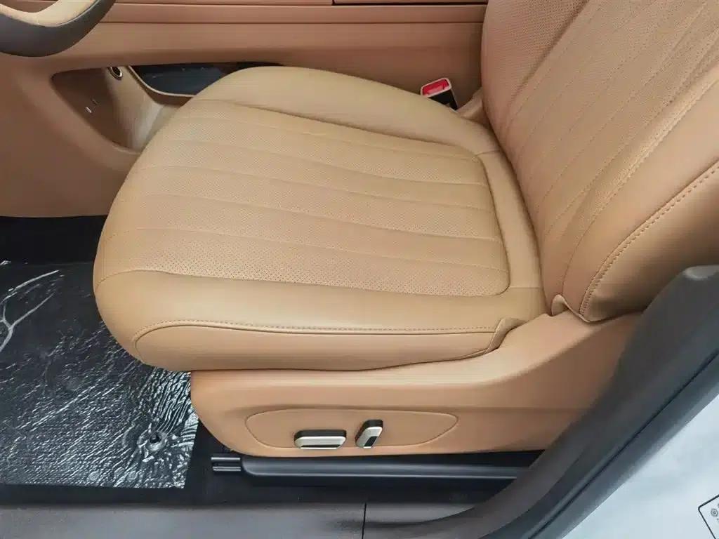 Dongfeng Fengshen L8 2025 Model 112KM Ideal Edition — миниатюра 20