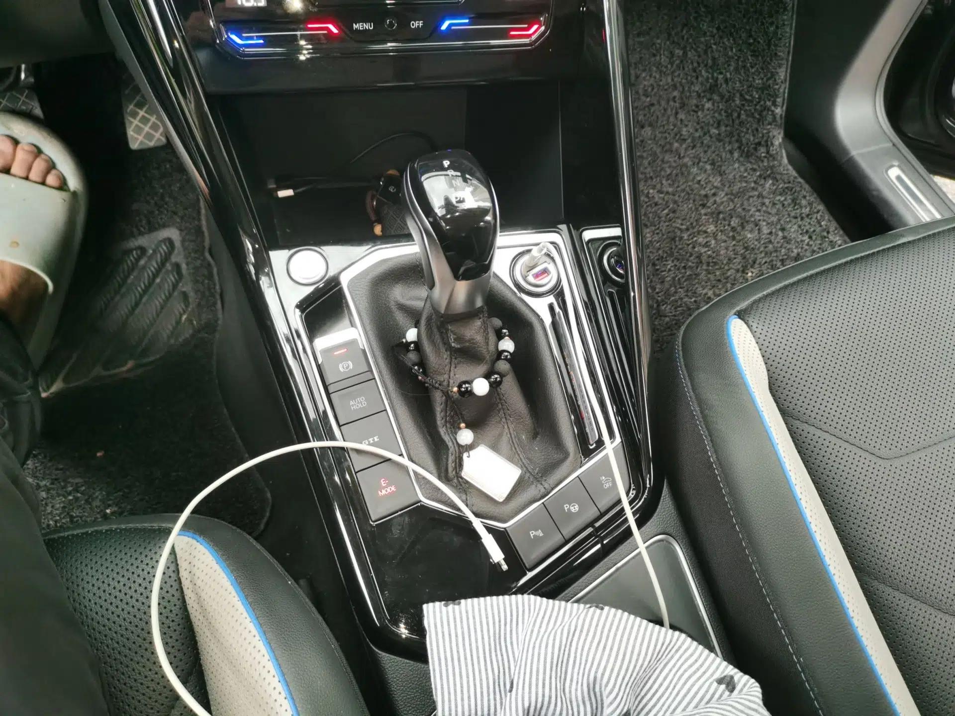 Volkswagen Tayron GTE Plug-in Hybrid 2020 1.4T Luxury Model — миниатюра 14