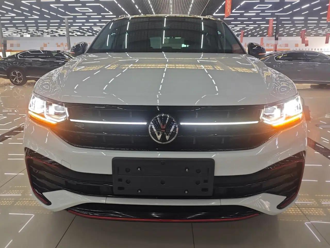 Volkswagen Tiguan X 2023 Facelift 330TSI Two-Wheel-Drive Prestige Flagship Edition — миниатюра 2