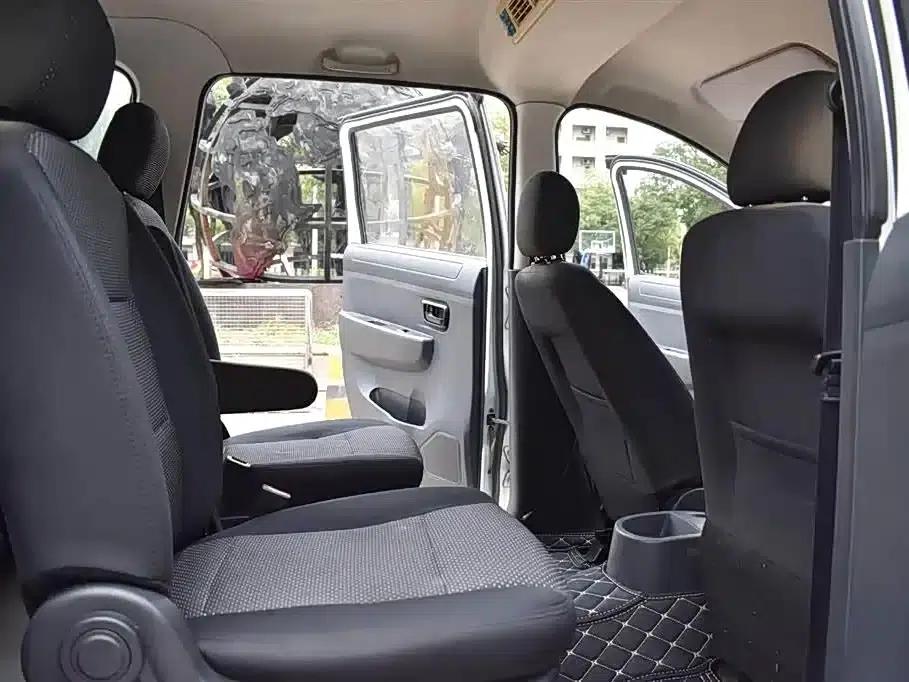 Fengguang 330 2014 Model 1.5L Manual Practical Edition DK15 — миниатюра 6