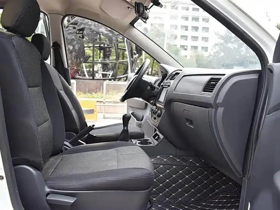 Fengguang 330 2014 Model 1.5L Manual Practical Edition DK15 — миниатюра 7
