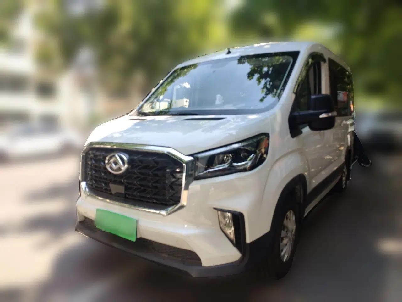 SAIC MAXUS Xintu V90 2024 ZhiJie 2.0T Automatic Front-Wheel-Drive Short Wheelbase Mid-Height Design with Single Rear Tire—5/6 Seater — миниатюра 1