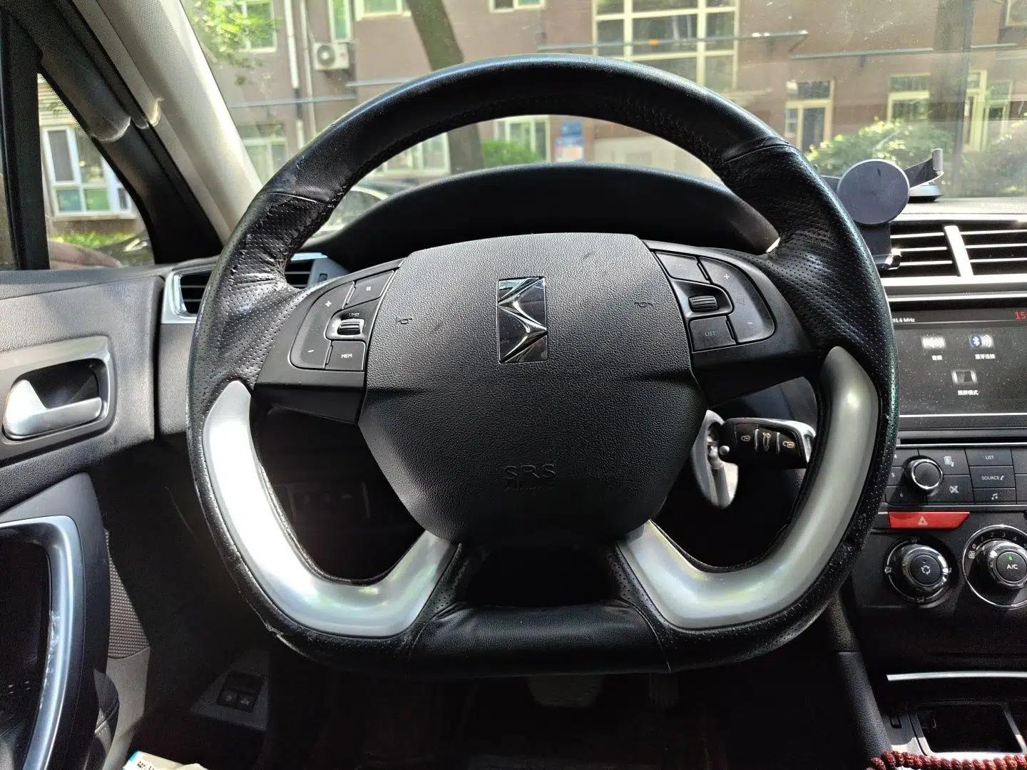 DS 6 2016 1.6T Elegant Edition THP160 — миниатюра 10