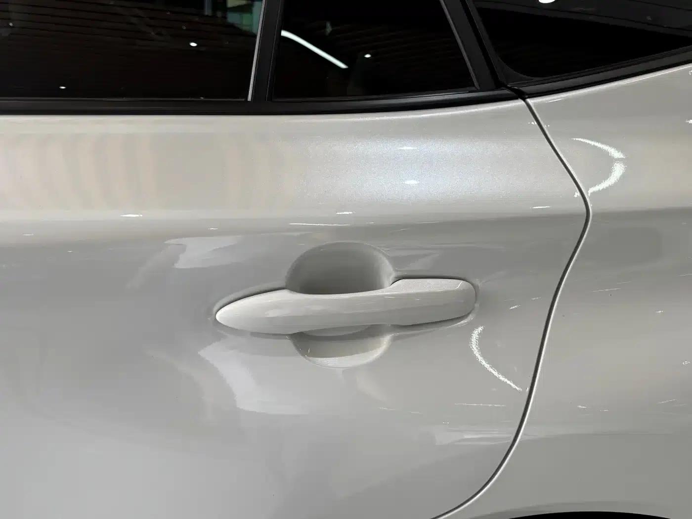 Venza 2023 2.0L CVT 2WD Luxury Edition — миниатюра 32