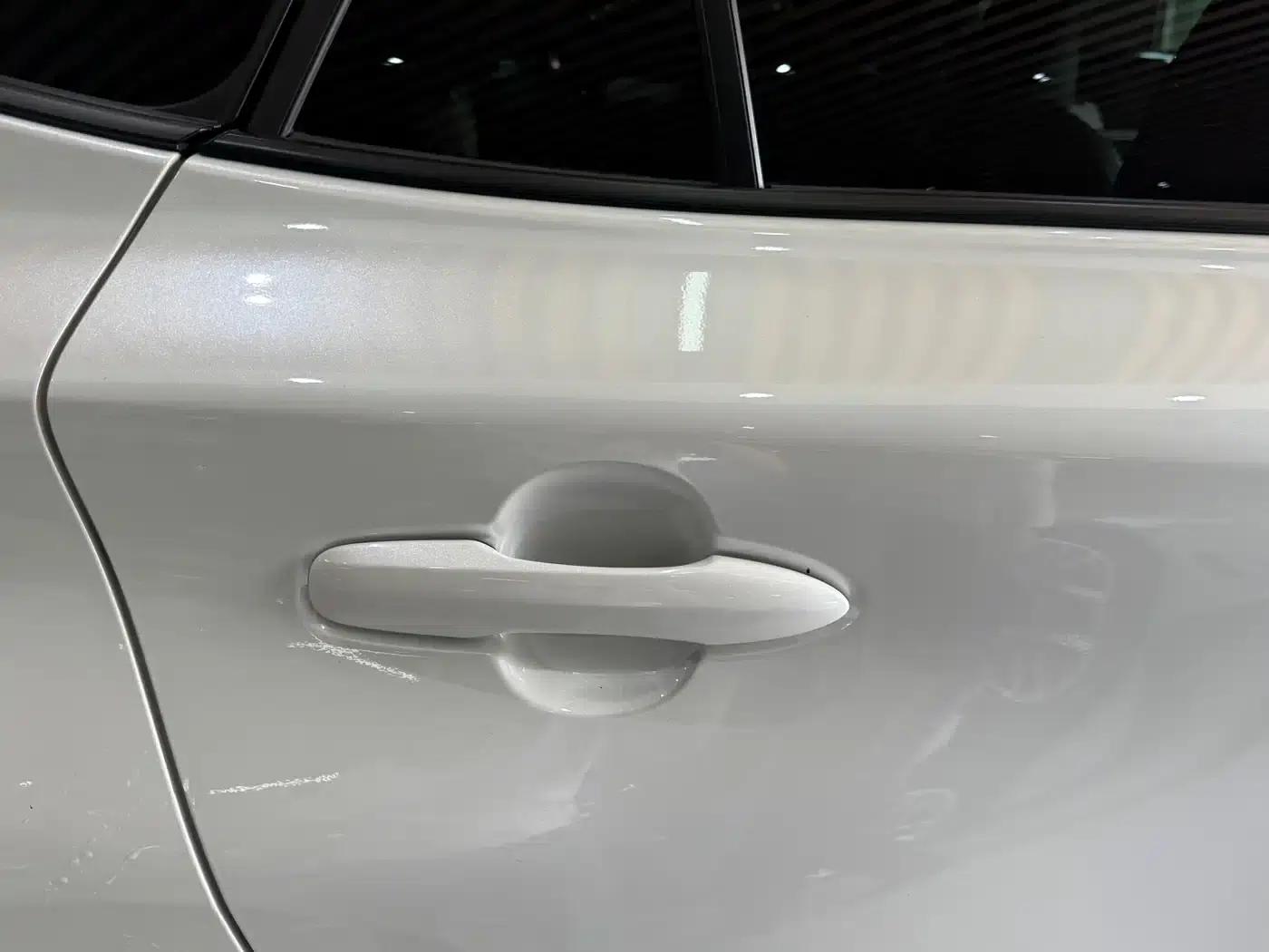 Venza 2023 2.0L CVT 2WD Luxury Edition — миниатюра 39