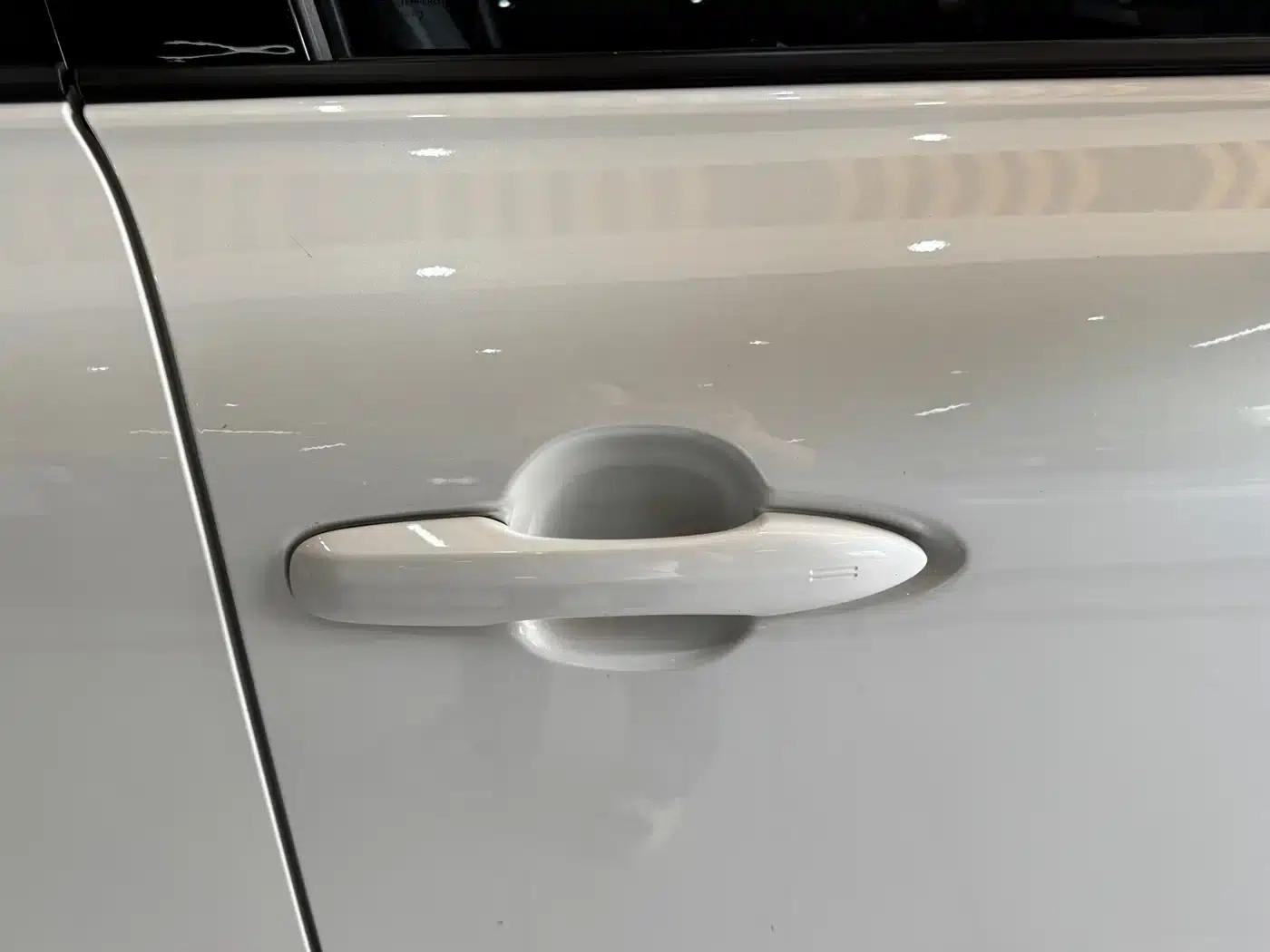 Venza 2023 2.0L CVT 2WD Luxury Edition — миниатюра 44
