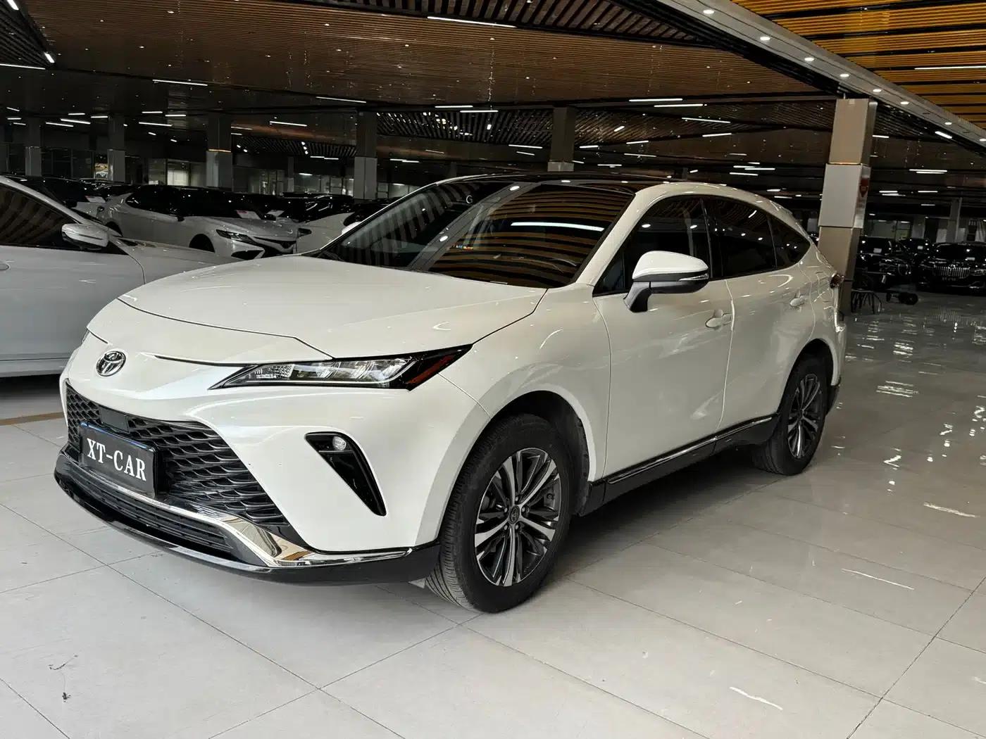 Venza 2023 2.0L CVT 2WD Luxury Edition — миниатюра 46