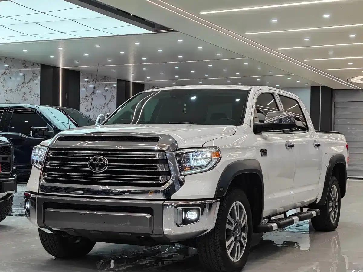 2019 Tundra 5.7L 1794 Canadian Spec — миниатюра 3