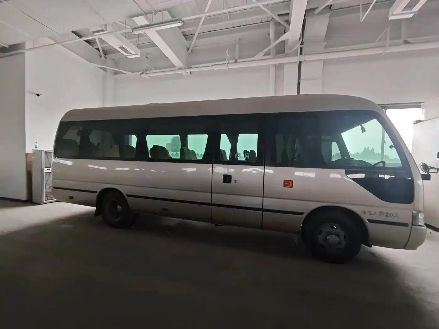 2007 Toyota Coaster 2.7L Gasoline Premium Edition (20 Seats) — миниатюра 4