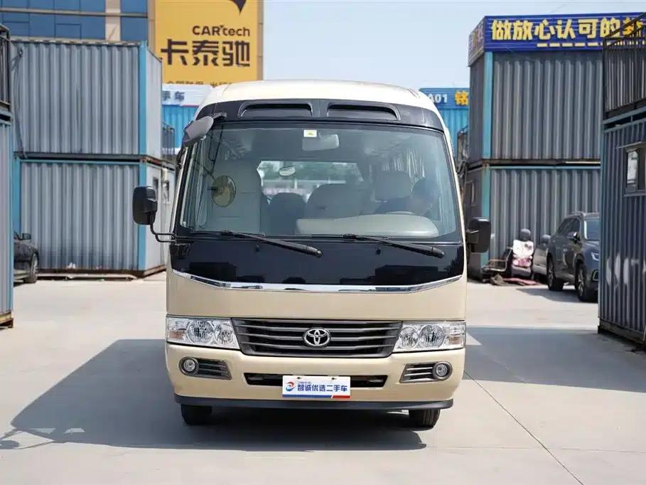 2015 Toyota Coaster 4.0L Premium GRB53L-ZCMSK 20-Seat Special Edition — миниатюра 2