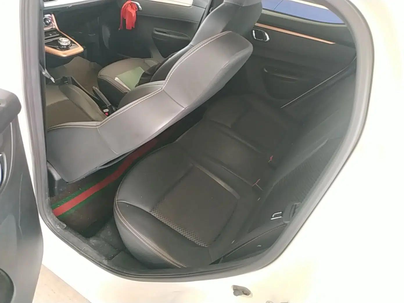 Dongfeng NAMMI BOX 2022 Chasing Wind Edition 331 km Standard Model — миниатюра 20