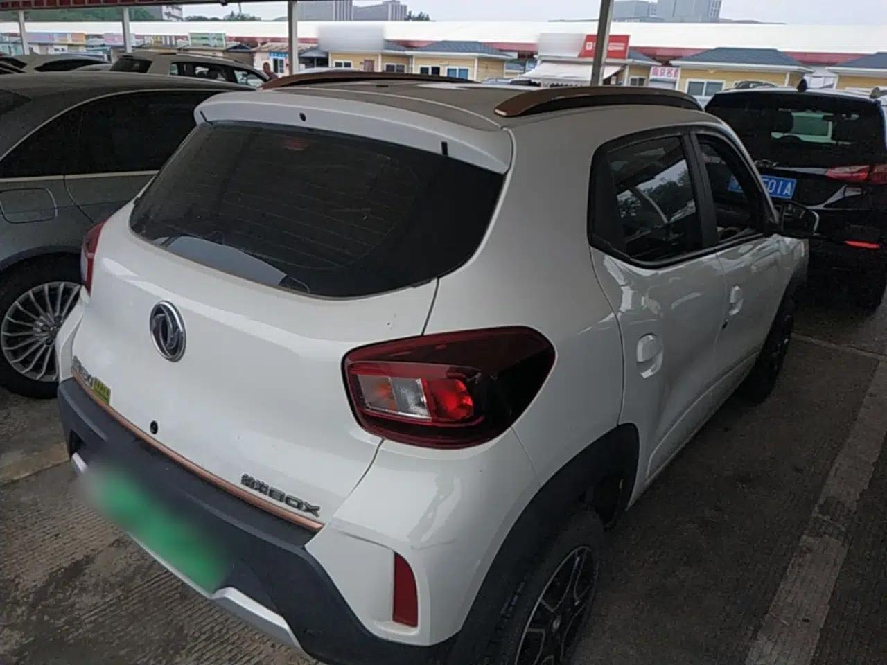 Dongfeng NAMMI BOX 2022 Chasing Wind Edition 331 km Standard Model — миниатюра 6