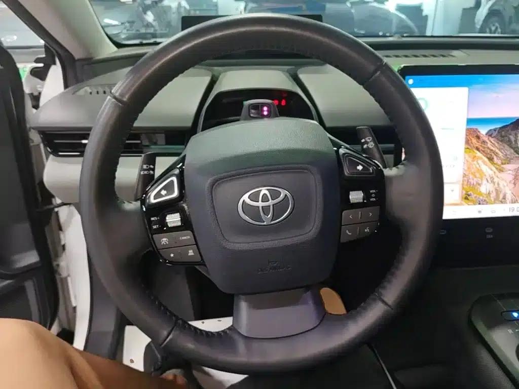 Toyota BZ5 2025 550 PRO Smart Edition — миниатюра 11