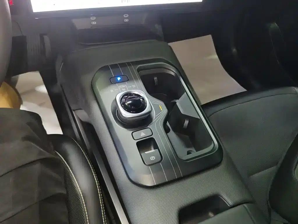 Toyota BZ5 2025 550 PRO Smart Edition — миниатюра 14