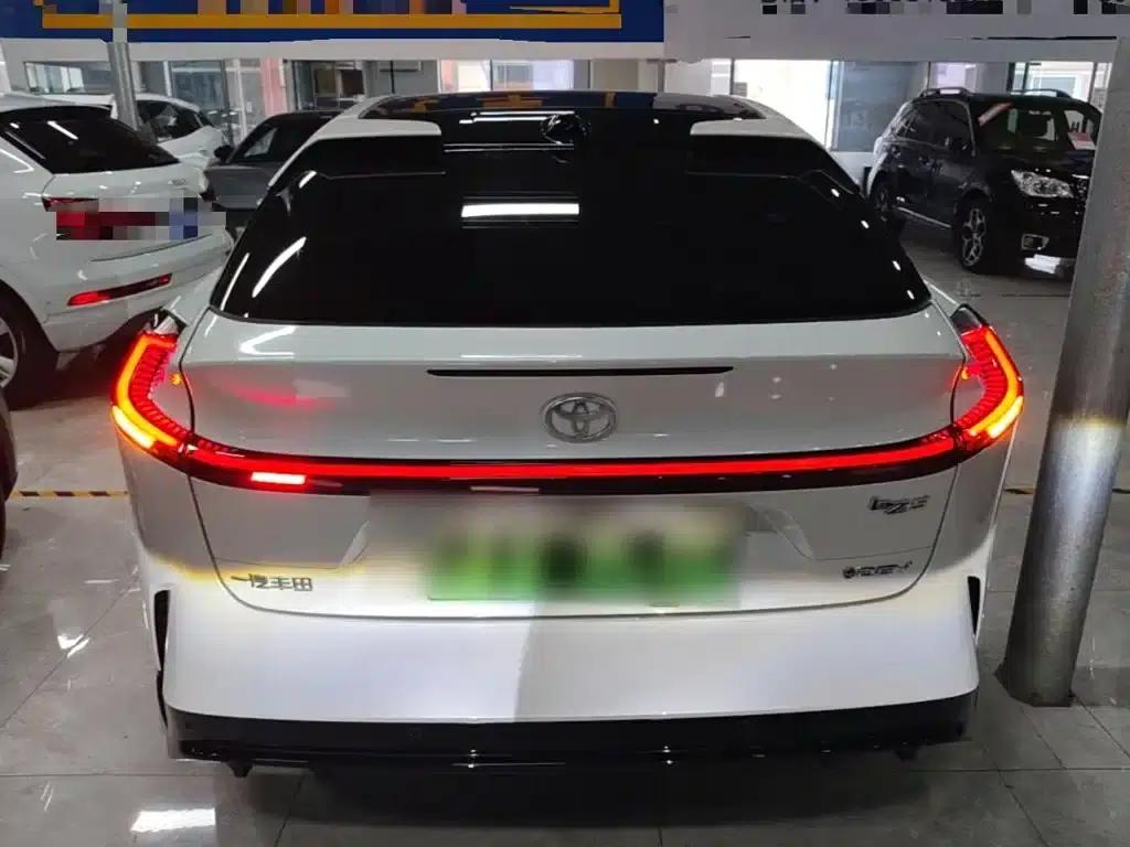 Toyota BZ5 2025 550 PRO Smart Edition — миниатюра 6