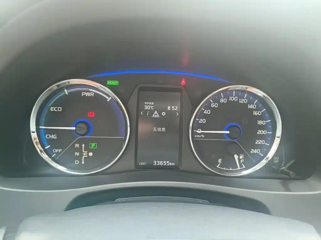 Corolla Hybrid E+ 2019 1.8L E-CVT Leading Edition — миниатюра 12