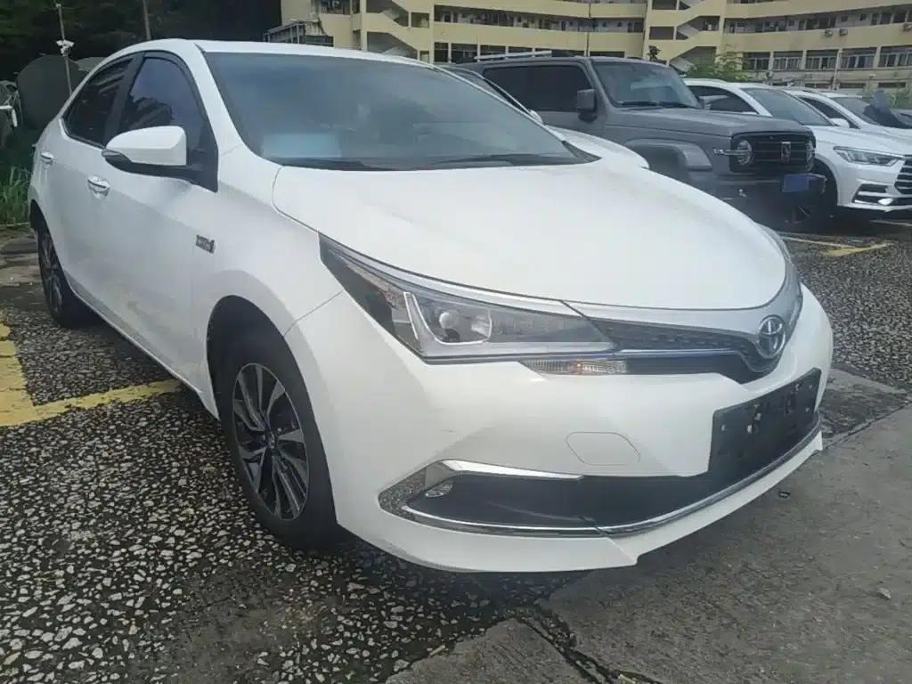 Corolla Hybrid E+ 2019 1.8L E-CVT Leading Edition — миниатюра 4