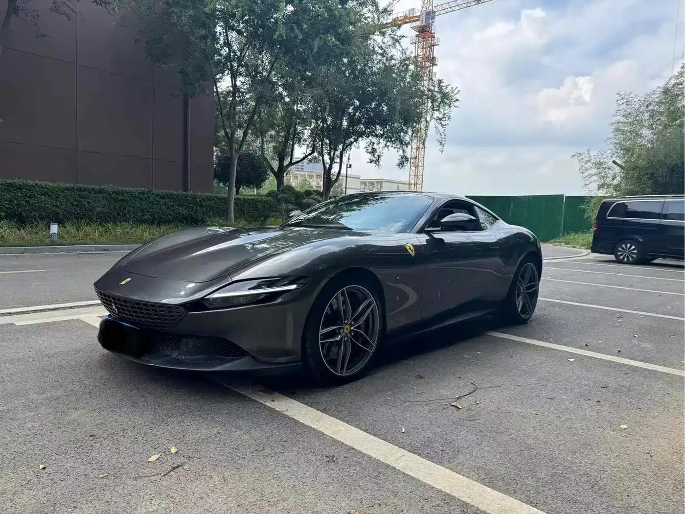 Roma 2020 3.9T V8 — миниатюра 1