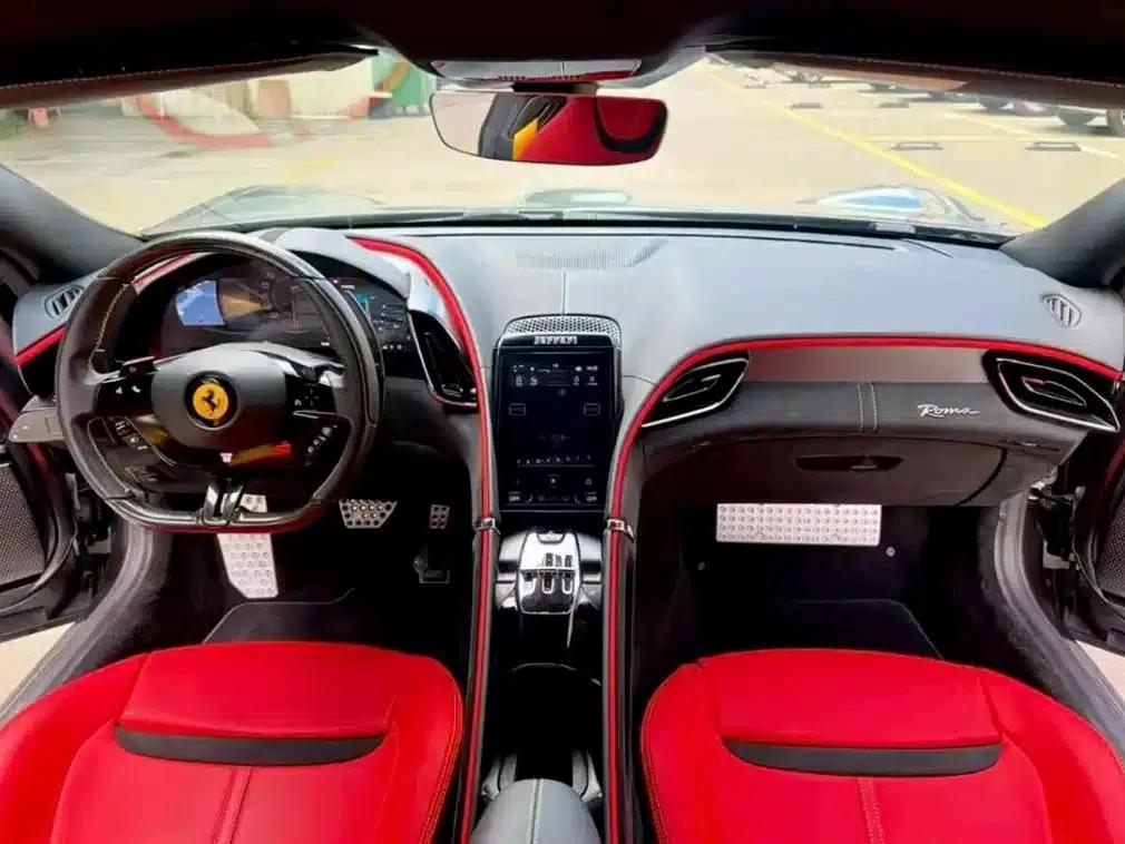Roma 2020 3.9T V8 — миниатюра 5