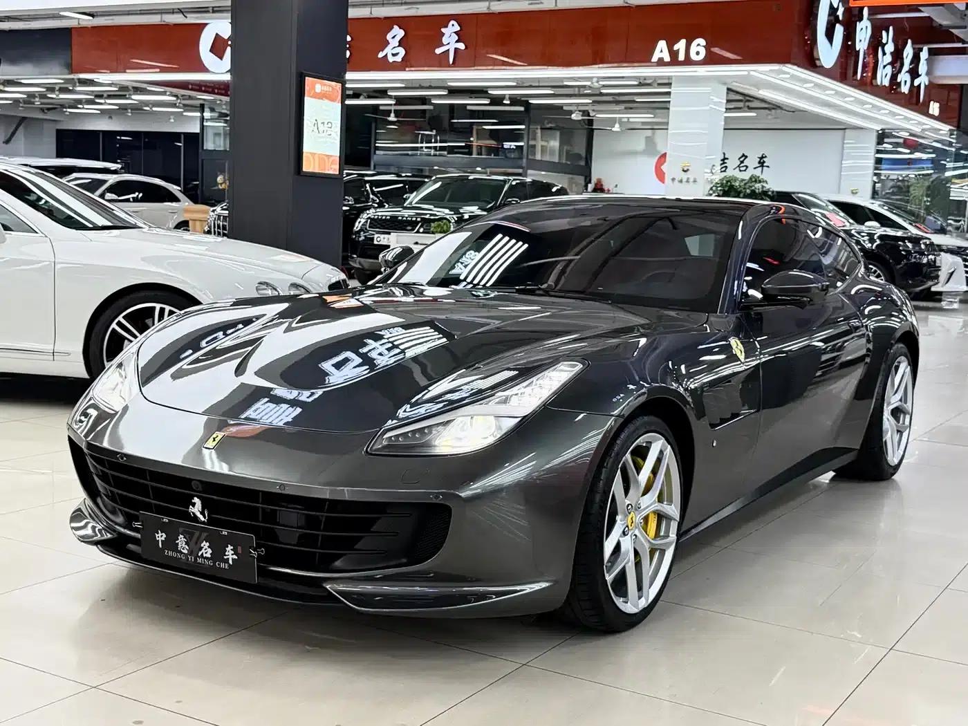 2017 GTC4Lusso 3.9T V8 — миниатюра 1