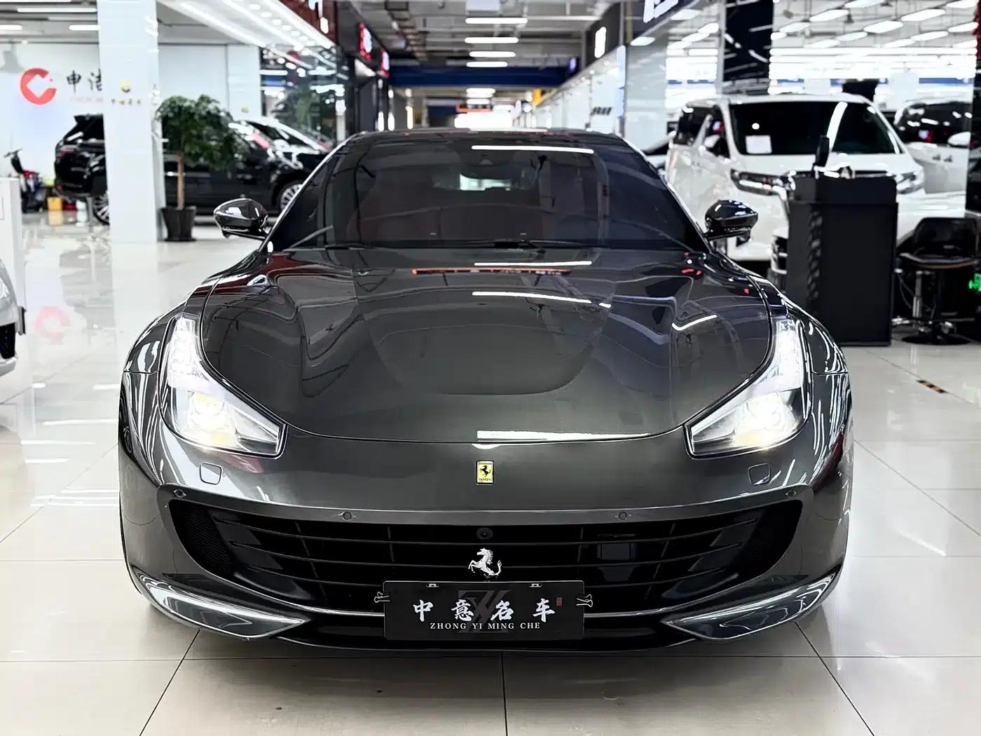 2017 GTC4Lusso 3.9T V8 — миниатюра 2