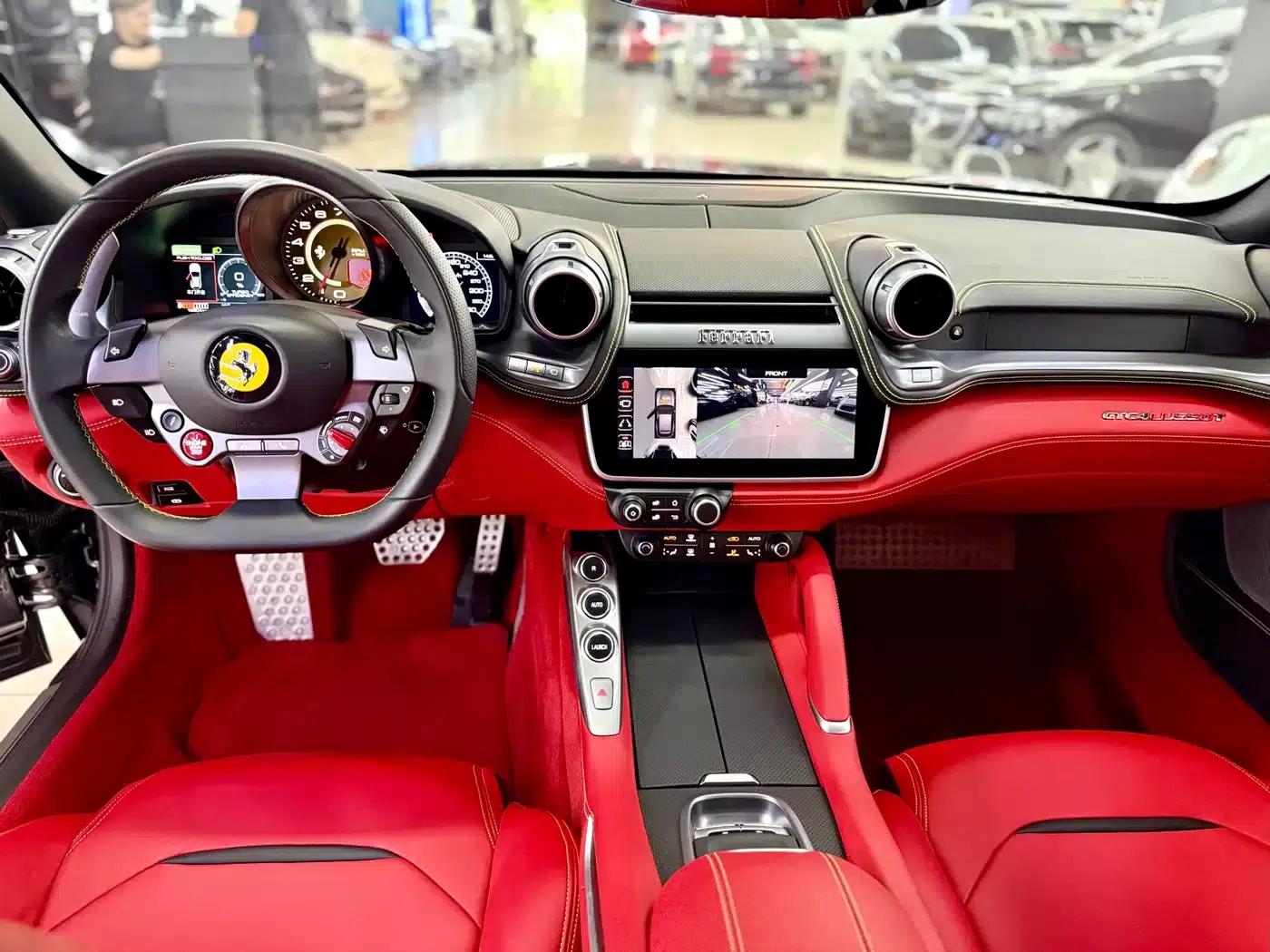 2017 GTC4Lusso 3.9T V8 — миниатюра 12