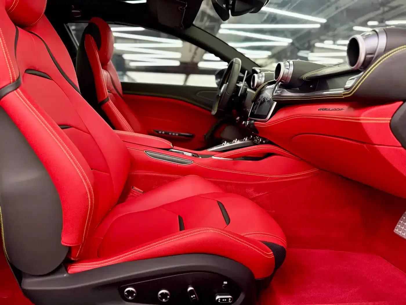 2017 GTC4Lusso 3.9T V8 — миниатюра 15