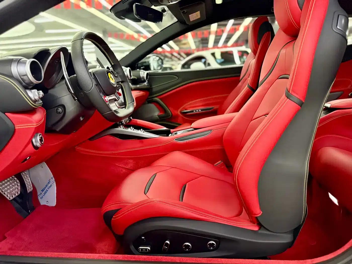 2017 GTC4Lusso 3.9T V8 — миниатюра 7