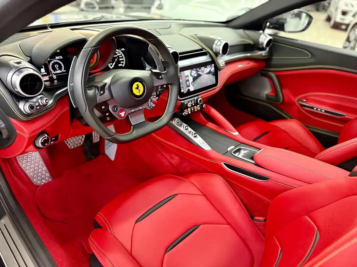2017 GTC4Lusso 3.9T V8 — миниатюра 8
