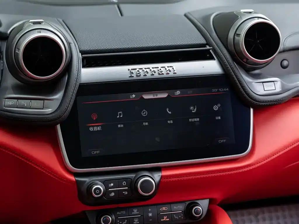 2017 GTC4Lusso 3.9T V8 — миниатюра 13