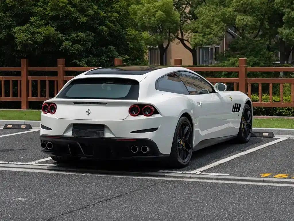 2017 GTC4Lusso 3.9T V8 — миниатюра 4