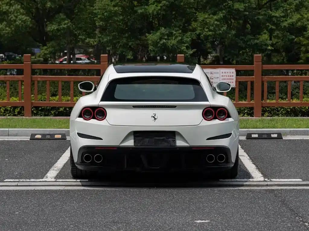 2017 GTC4Lusso 3.9T V8 — миниатюра 5