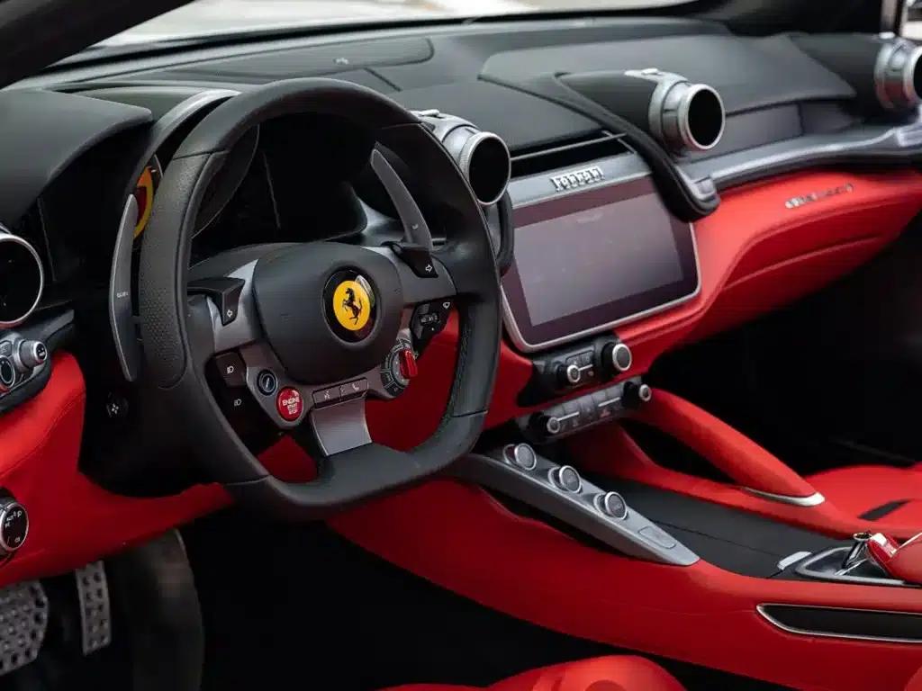 2017 GTC4Lusso 3.9T V8 — миниатюра 9