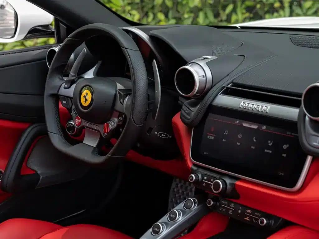 2017 GTC4Lusso 3.9T V8 — миниатюра 10
