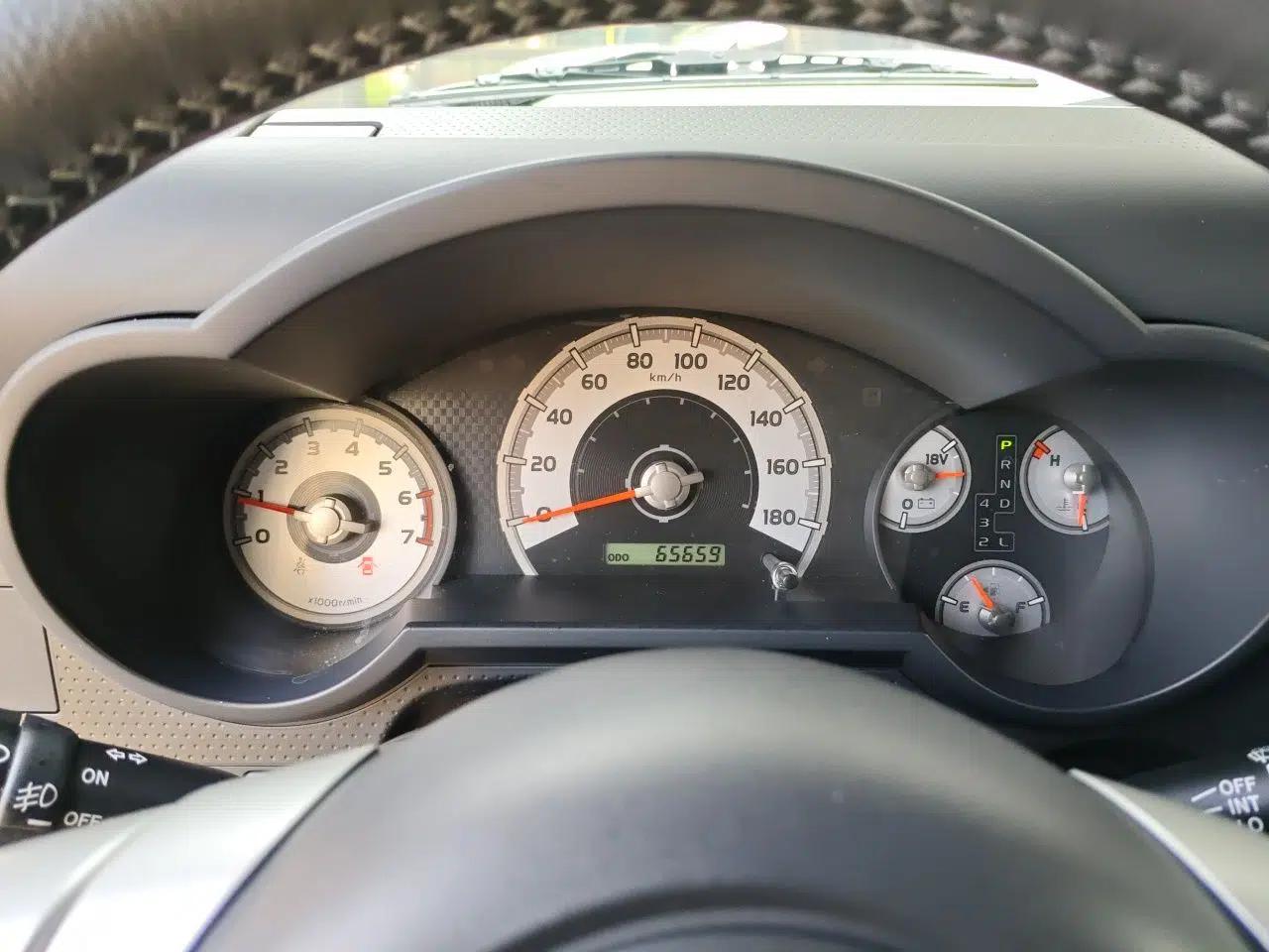 Toyota FJ Cruiser 2013 4.0L — миниатюра 11