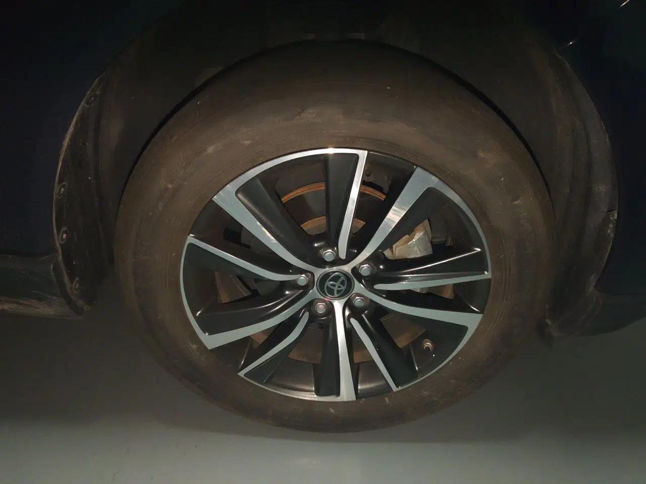 Toyota Harrier 2023 2.0L CVT Two-Wheel Drive Luxury Edition — миниатюра 8