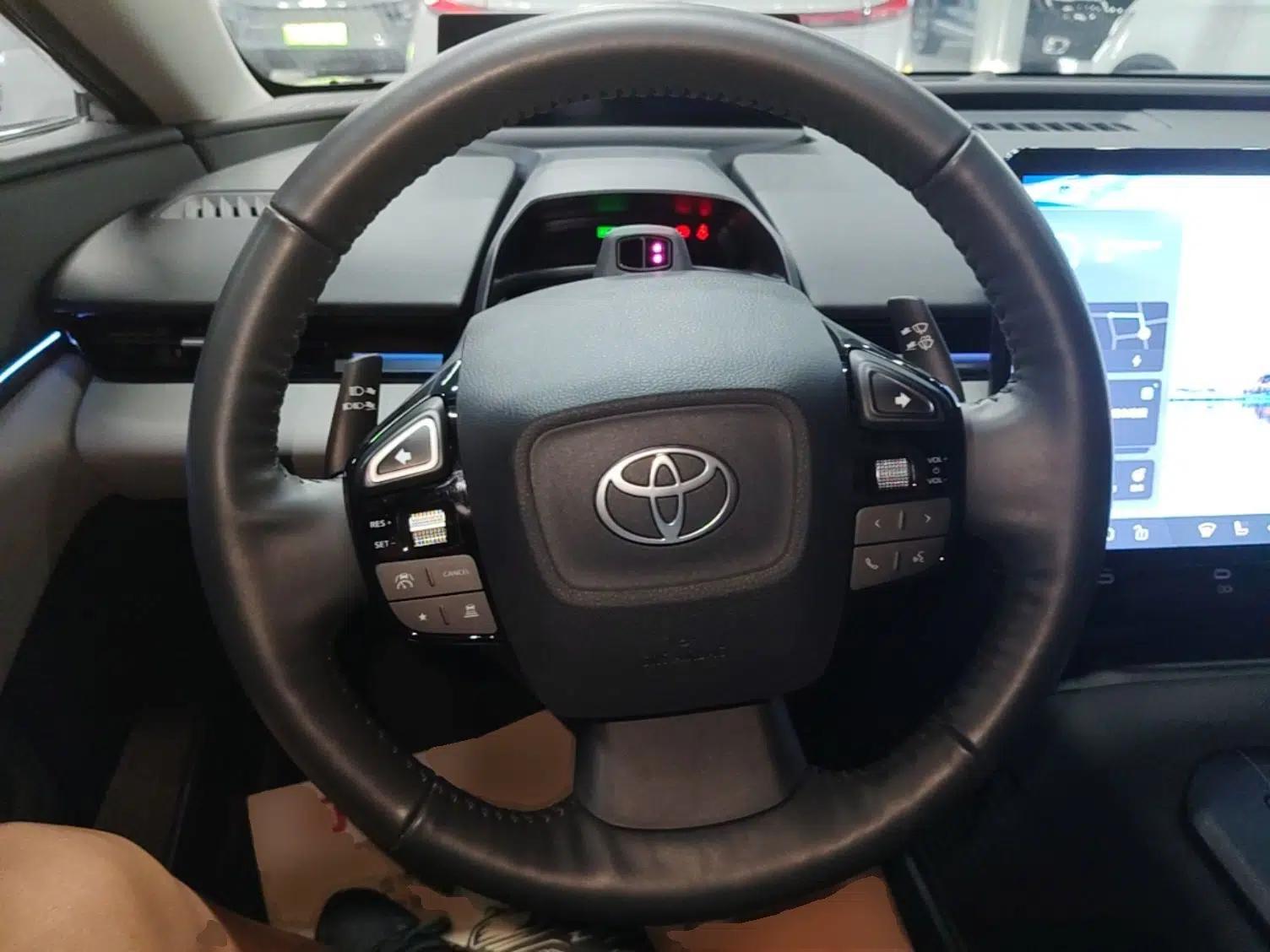 Toyota bZ5 2025 Model 550 PRO Smart Driving Edition — миниатюра 13