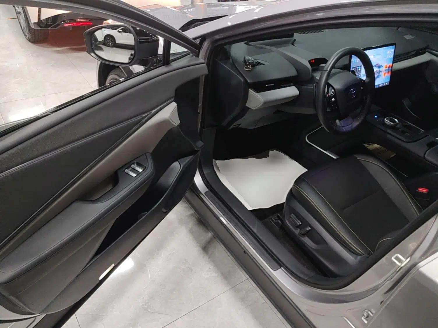 Toyota bZ5 2025 Model 550 PRO Smart Driving Edition — миниатюра 18