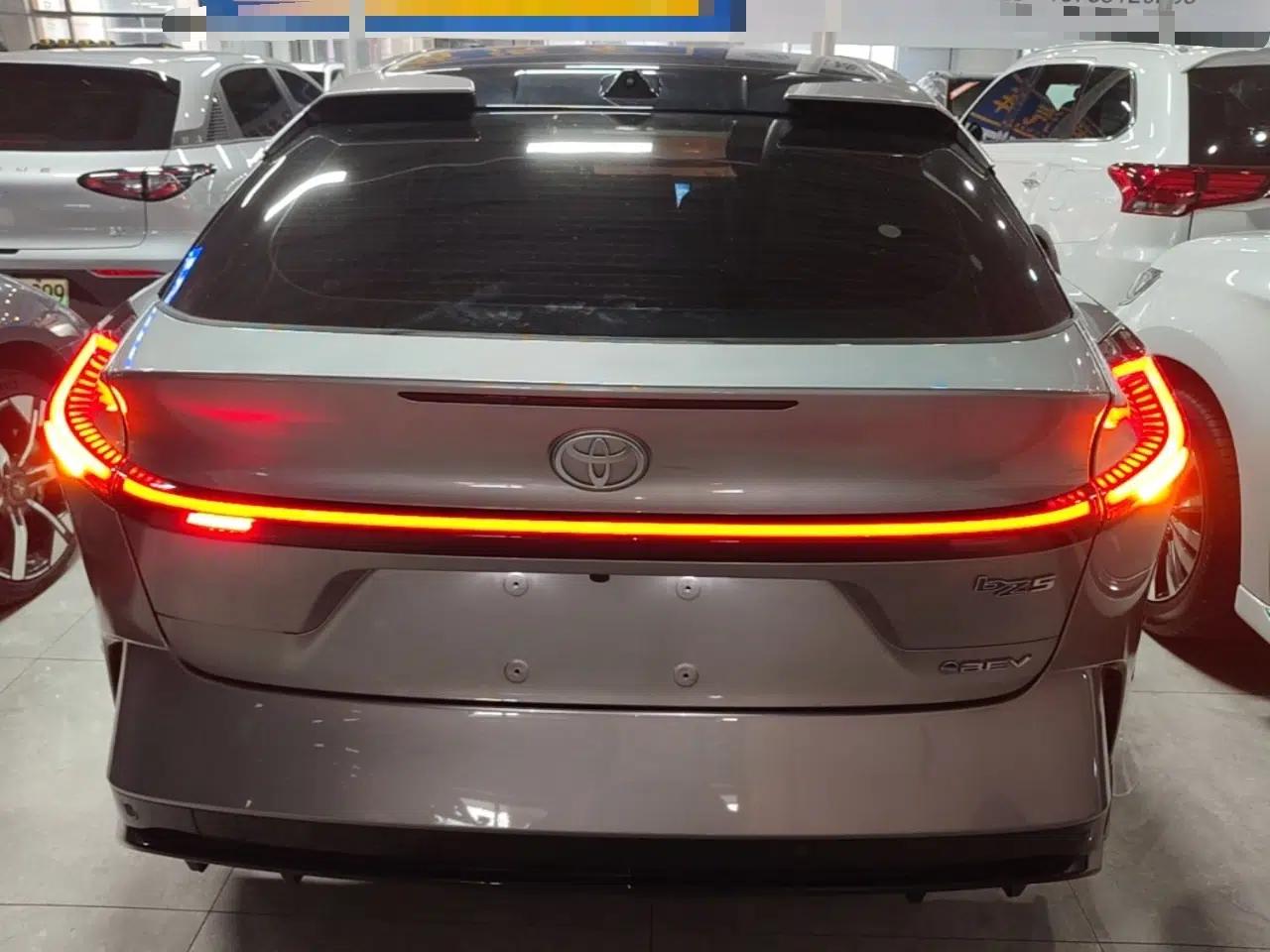 Toyota bZ5 2025 Model 550 PRO Smart Driving Edition — миниатюра 5