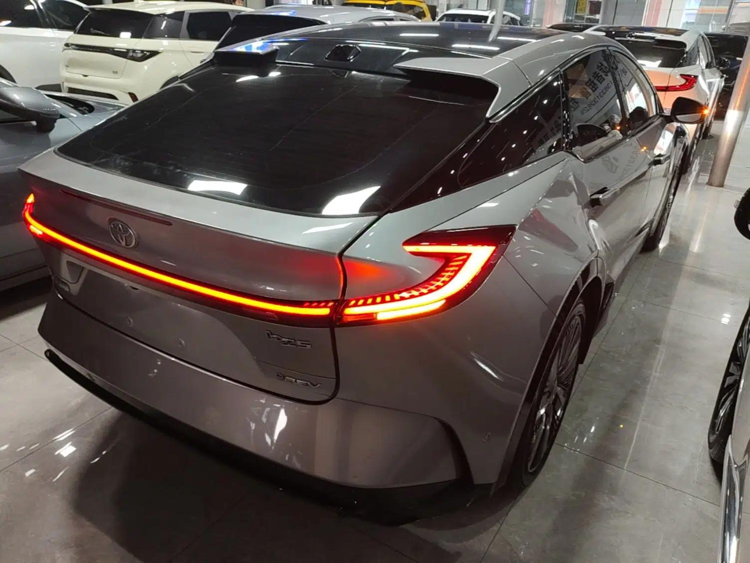 Toyota bZ5 2025 Model 550 PRO Smart Driving Edition — миниатюра 6